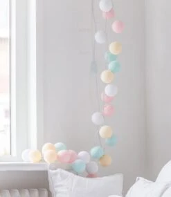Cotton Ball Lights Regular Lichtslinger Pastel - Pastel 10 Snoer Lengte 158cm -Buitentuin Winkel 1040x1200 10