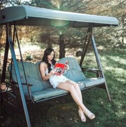 SORARA® Luxe Schommelbank Met Zonnescherm - Bruin - Zware Kwaliteit. -Buitentuin Winkel 1192x1200