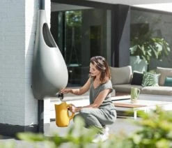 Elho Pure Raindrop 70L - Geel/Oker -Buitentuin Winkel 1200x1028 4