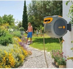 Hozelock AutoReel Slangenhouder / Wandslangbox 20m - Ø12,5mm 33 Hozelock AutoReel Slangenhouder / Wandslangbox 20m - Ø12,5mm -Buitentuin Winkel 1200x1132 8