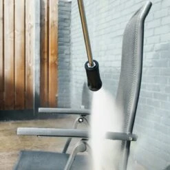 VONROC Hogedrukreiniger V22-1 2200W – 170 Bar – 450 L/h – Incl. 8m Slang, Reinigingsmiddelen Tank, Spuitstukken En Accessoires -Buitentuin Winkel 1200x1200 1151