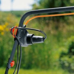 GARDENA EVC 1000 Verticuteermachine - Werkbreedte 30 Cm - Werkgebied 600m2 -Buitentuin Winkel 1200x1200 1272