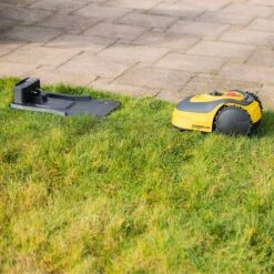 Powerplus POWXG6305 Robotmaaier - 18V - Voor Gazons Tot Ca. 500m² - Maaibreedte 180mm - Incl. Laadstation En Accessoires -Buitentuin Winkel 1200x1200 1322