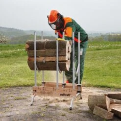 Wolfcraft - Professionele Zaagbok - Voor Kettingzaag - Hout - Opbouwbare, Stabiele Zaagbok Voor Brandhout - 5121000 - 10 JAAR GARANTIE 21 Wolfcraft - Professionele Zaagbok - Voor Kettingzaag - Hout - Opbouwbare, Stabiele Zaagbok Voor Brandhout - 5121000 - 10 JAAR GARANTIE -Buitentuin Winkel 1200x1200 1532