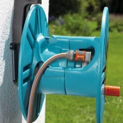 GARDENA - Wandslanghouder 60 Met Slanggeleider - Slanghouder - Maximale Capaciteit 60 Meter 25 GARDENA - Wandslanghouder 60 Met Slanggeleider - Slanghouder - Maximale Capaciteit 60 Meter -Buitentuin Winkel 1200x1200 1982