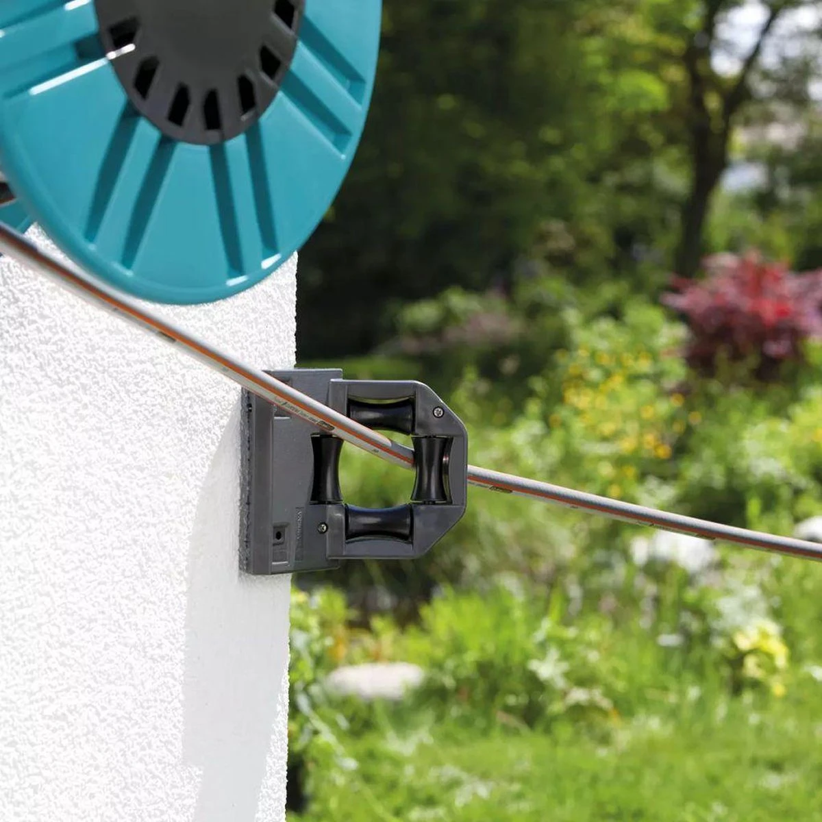 GARDENA - Wandslanghouder 60 Met Slanggeleider - Slanghouder - Maximale Capaciteit 60 Meter 12 GARDENA - Wandslanghouder 60 Met Slanggeleider - Slanghouder - Maximale Capaciteit 60 Meter - Afbeelding 10