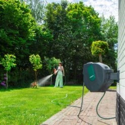 VONROC Automatische Slanghaspel – Incl. 25m Tuinslang, Aansluitslang, Spuitstuk, Koppelingen & Kraanaansluiting -Buitentuin Winkel 1200x1200 2005