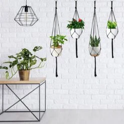 9 Stuks Zwart Macrame Plantenhangers - Boho Handgeweven Katoen Hangpot Voor Binnen/Buiten - Hangende Bloempot Met Kralen - Macramé Touw/Koord Hangplant Houder - Bohemian Wandhanger Decoratie - Plant Hanger - Verticale Tuin Bloempothouder Planthanger -Buitentuin Winkel 1200x1200 2243