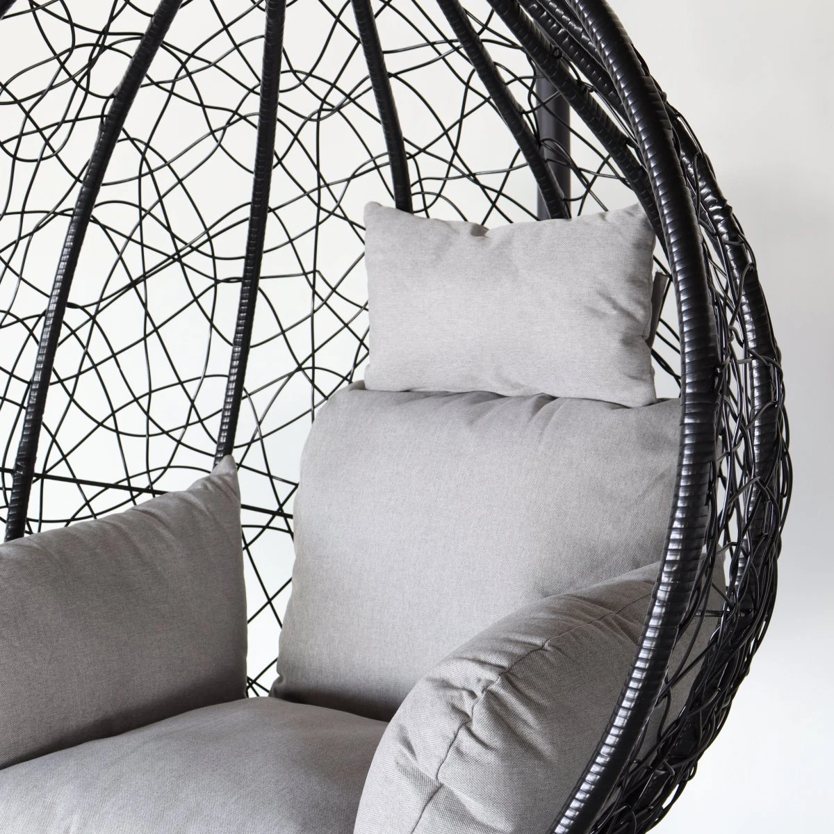 Egg Hangstoel Roundabout Zwart 7 Egg Hangstoel Roundabout Zwart - Afbeelding 5