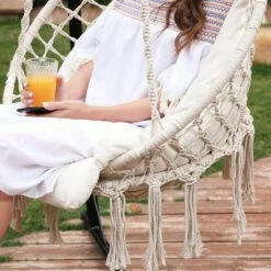 Hangstoel, Hangschommel, Hangstoel Met Een Dik Kussen, Tot 120 Kg Belastbaar, Voor Tuin, Balkon, Woonkamer, Terras, Scandinavische Stijl, Modern, Beige HMDC042M01 -Buitentuin Winkel 1200x1200 363