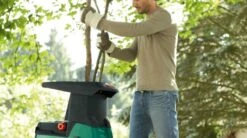 Bosch AXT 25 D Hakselaar - 2500 W - 175 Kg/h -Buitentuin Winkel 1200x671