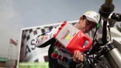 Aspen 2 FRT 5 Liter Schone Alkylaatbenzine Voor Tweetaktmotoren -Buitentuin Winkel 1200x675 35