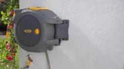 Hozelock AutoReel Slangenhouder / Wandslangbox 20m - Ø12,5mm 27 Hozelock AutoReel Slangenhouder / Wandslangbox 20m - Ø12,5mm -Buitentuin Winkel 1200x675 47