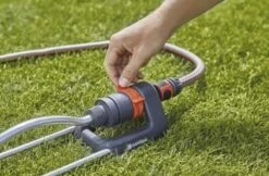 GARDENA - Zwenksproeier Aqua S - Tuinsproeier - 90 Tot 220 M² 23 GARDENA - Zwenksproeier Aqua S - Tuinsproeier - 90 Tot 220 M² -Buitentuin Winkel 1200x789 6