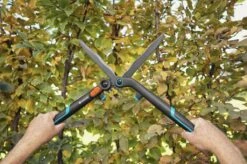 GARDENA - 2 In 1 EnergyCut Heggenschaar - 2.5x Meer Kracht - Totale Lengte 60 Cm -Buitentuin Winkel 1200x799 73