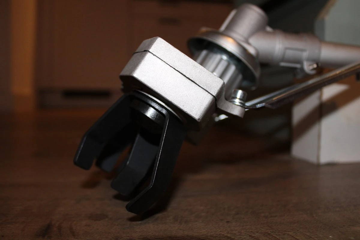 Bosmaaier Schoffel - Schoffel Bosmaaier - Schoffelmachine - Frees - Grondfrees - Tuin - Onkruid - Wieden - Tuinieren - Hovenier - Frezen - Tuinfrees - Moestuin - Schoffelen - Stihl - Husqvarna - Dolmar - Makita - Ferm - Bosmaaierschoffel 8 Bosmaaier Schoffel - Schoffel Bosmaaier - Schoffelmachine - Frees - Grondfrees - Tuin - Onkruid - Wieden - Tuinieren - Hovenier - Frezen - Tuinfrees - Moestuin - Schoffelen - Stihl - Husqvarna - Dolmar - Makita - Ferm - Bosmaaierschoffel - Afbeelding 6