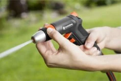 GARDENA - Premium Reinigingssproeier Spuitpistool - Metaal - Voor Reiniging En Bewatering -Buitentuin Winkel 1200x801 30