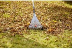 GARDENA Combisysteem Bladhark Hark - Werkbreedte Verstelbaar 30/50 Cm - Aanbevolen Steellengte 130 Cm -Buitentuin Winkel 1200x823 5