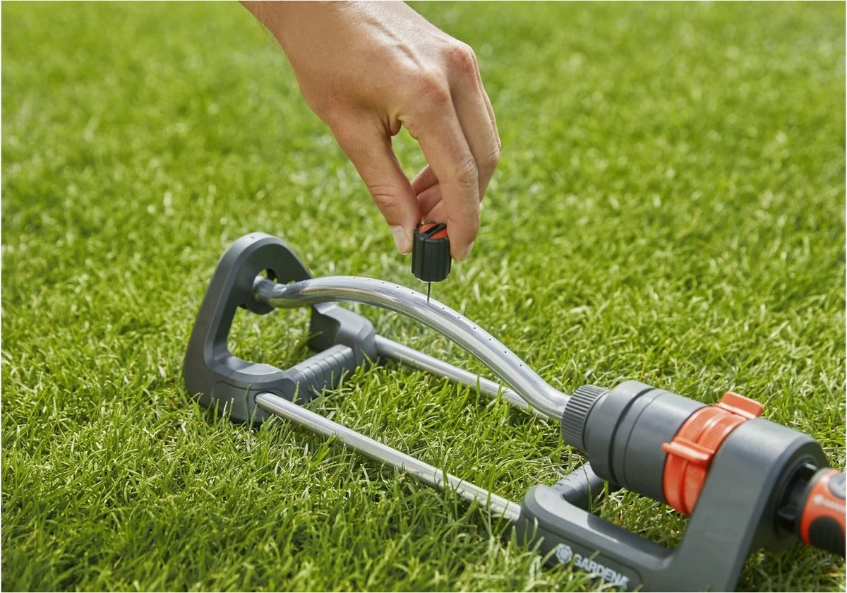 GARDENA - Zwenksproeier Aqua S - Tuinsproeier - 90 Tot 220 M² 5 GARDENA - Zwenksproeier Aqua S - Tuinsproeier - 90 Tot 220 M² - Afbeelding 3