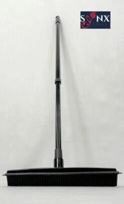 Synx Tools Zachte Bezem Rubberen Zwart 30cm Vloertrekker Binnen Bezem - Pet Hair Remover Bezems - Huisdierhaar Verwijderaar En Kappersbezem Met Steel - Vloertrekkers Met Bezemsteel - Vloertrekker Badkamer - 60/120 Cm Steel -Buitentuin Winkel 729x1200