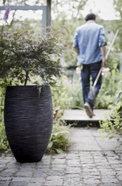Capi Europe - Vaas Elegant Deluxe Rib NL - 56x84 - Zwart - Voor Binnen En Buiten - KBLR1132 -Buitentuin Winkel 786x1200 7