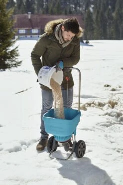 GARDENA Strooiwagen XL Strooikar - 800m2 - 18 Liter -Buitentuin Winkel 799x1200 35