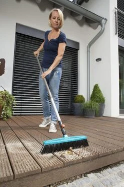 GARDENA Combi System Straatbezem - Aanbevolen Steellengte 130-150 Cm -Buitentuin Winkel 800x1200 85