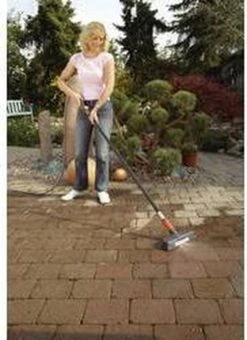 GARDENA Cleansystem Comfort Schrobber - Reinigen Van Paden - Terras - Oprit -Buitentuin Winkel 873x1200 1