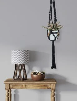 4 Stuks Zwarte Macrame Plantenhangers - Boho Handgeweven Katoen Hangpot Voor Binnen/Buiten - Hangende Bloempot Met Kralen - Macramé Touw/Koord Hangplant Houder - Bohemian Wandhanger Decoratie - Plant Hanger - Verticale Tuin Bloempothouder Planthanger -Buitentuin Winkel 912x1200 2